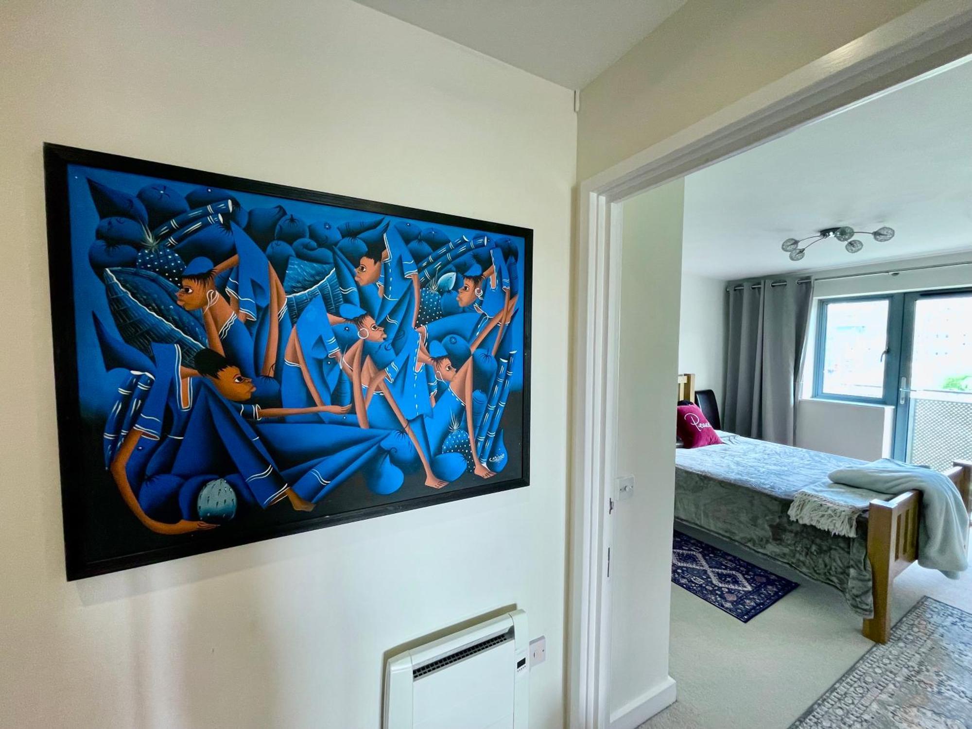 Luxury 2 Bedroom Apartment- Lake View - Free Parking - Wembley Stadium 5Km Лондон Екстериор снимка